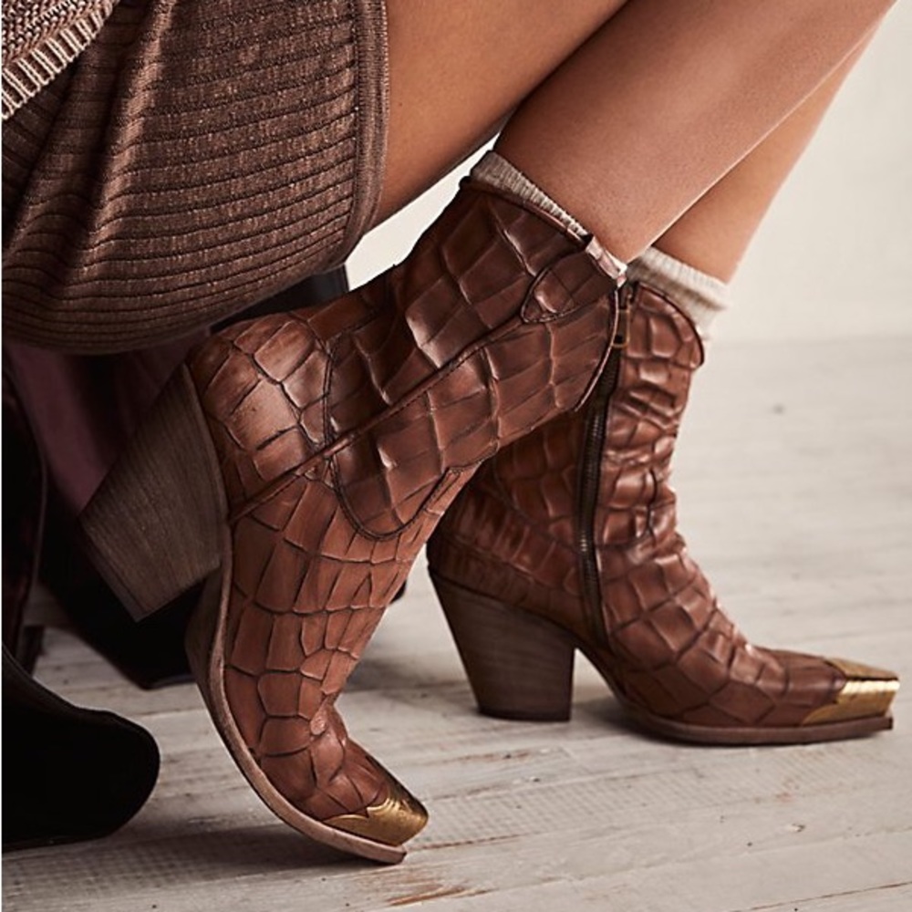 NEW Free People Brayden Croc Western Boots Size 39.5